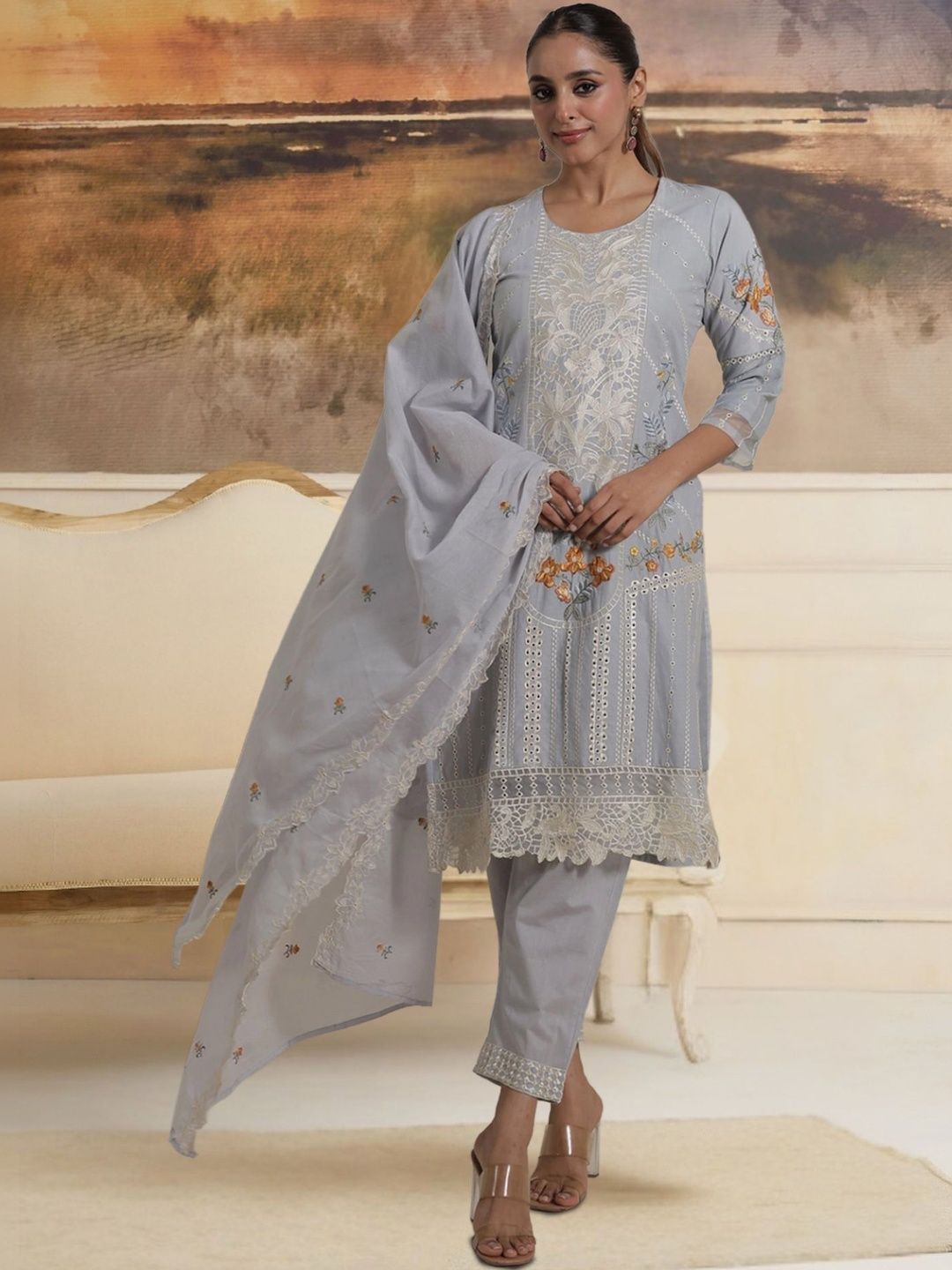 Dhiyona IE Women Floral Embroidered Regular Thread Work Pure Cotton Kurta with Trousers & With Dupatta