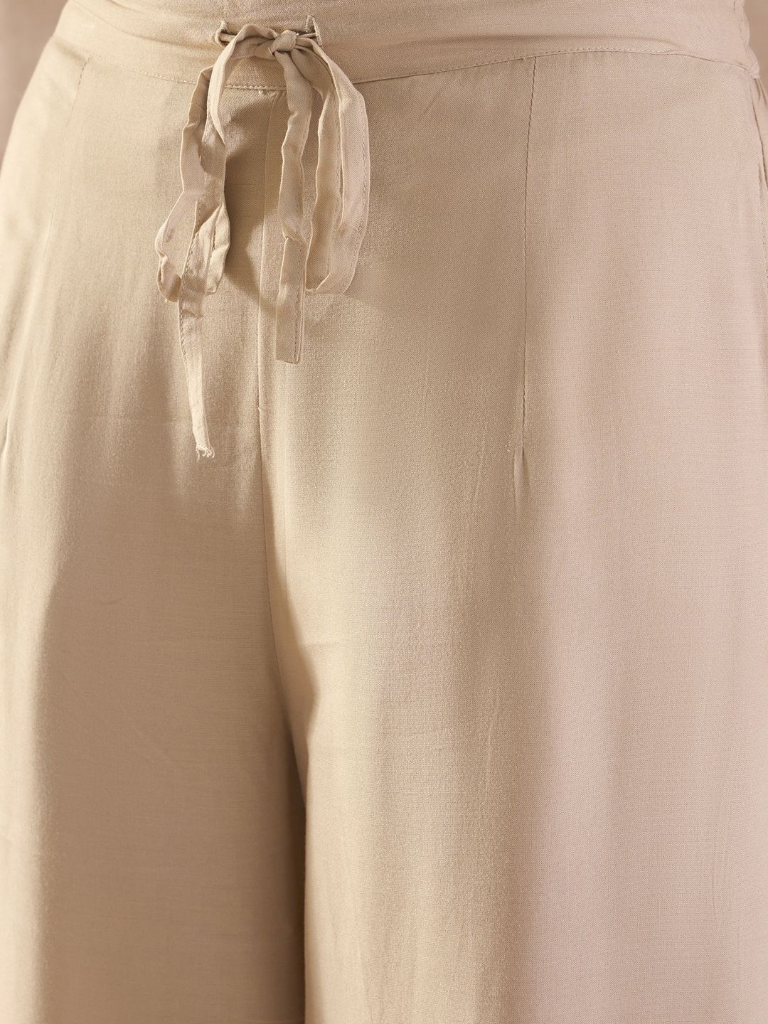 Women Ethnic Motifs Printed Regular Sequinned Kurta with Trousers