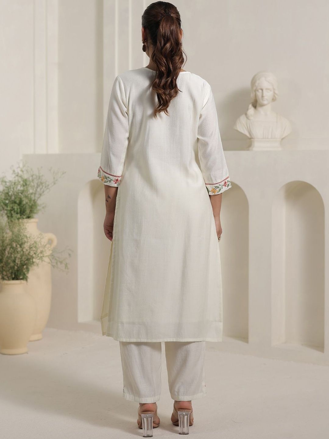 Women Floral Embroidered Kurta with Trousers & Dupatta