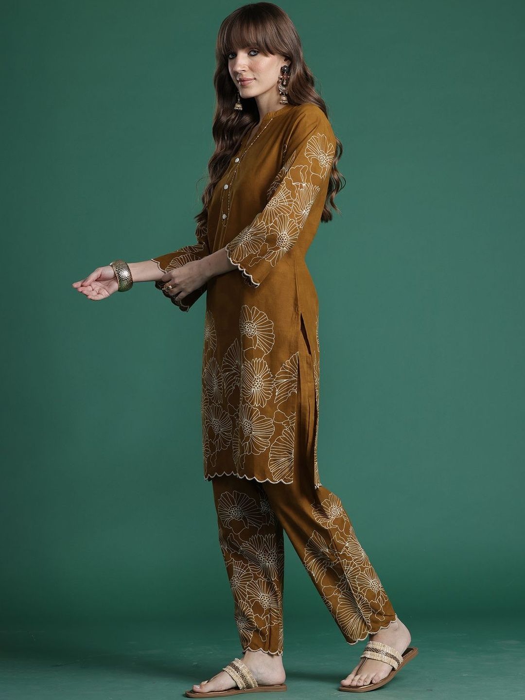 Floral Embroidered V-Neck Straight Sequinned Pure Cotton Kurta With Trouser