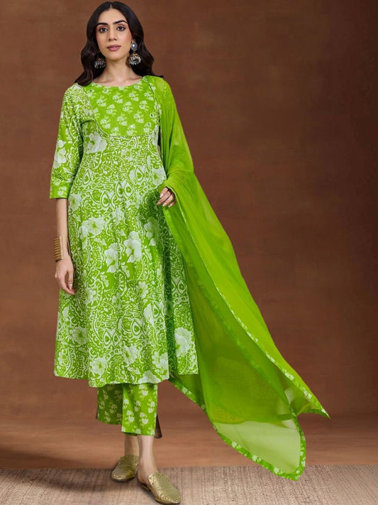 Women Floral Printed Regular Pure Cotton Kurta with Trousers & With Dupatta