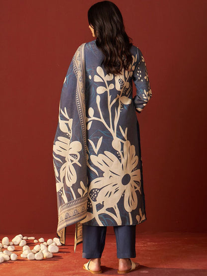 Dhiyona IE Women Floral Printed Beads and Stones Kurta with Trousers & Dupatta Kurta Sets