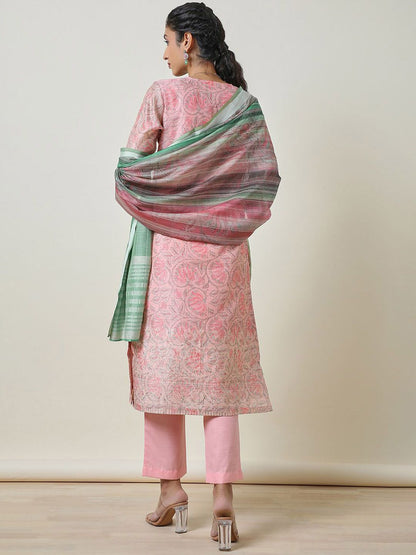 Dhiyona SO Women's Pink Ethnic Motifs Printed Thread Work Chanderi Silk Kurta With Trousers & Dupatta
