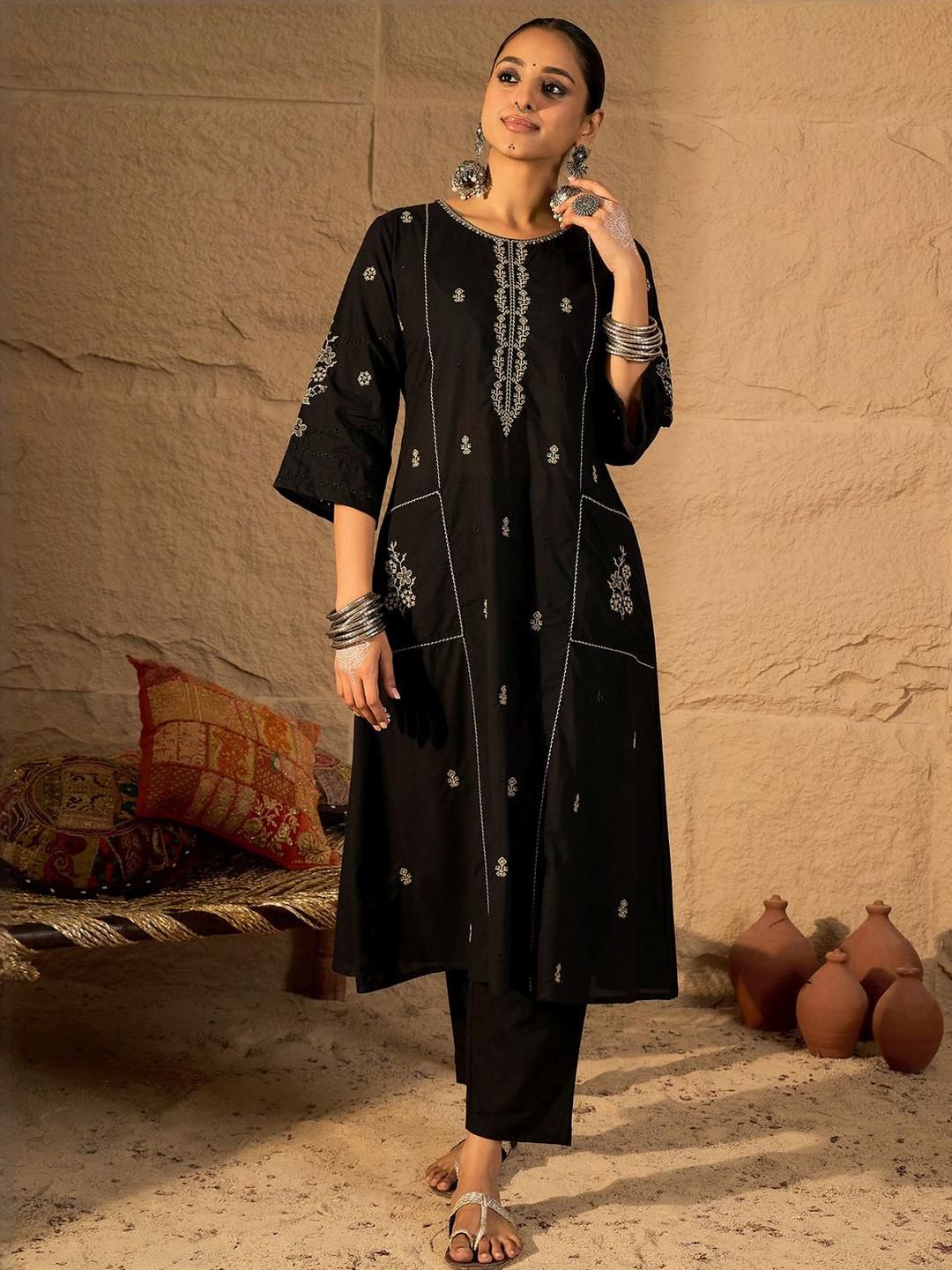 Dhiyona IE Black Embroidered Pure Cotton Round Neck Tunic With Trouser