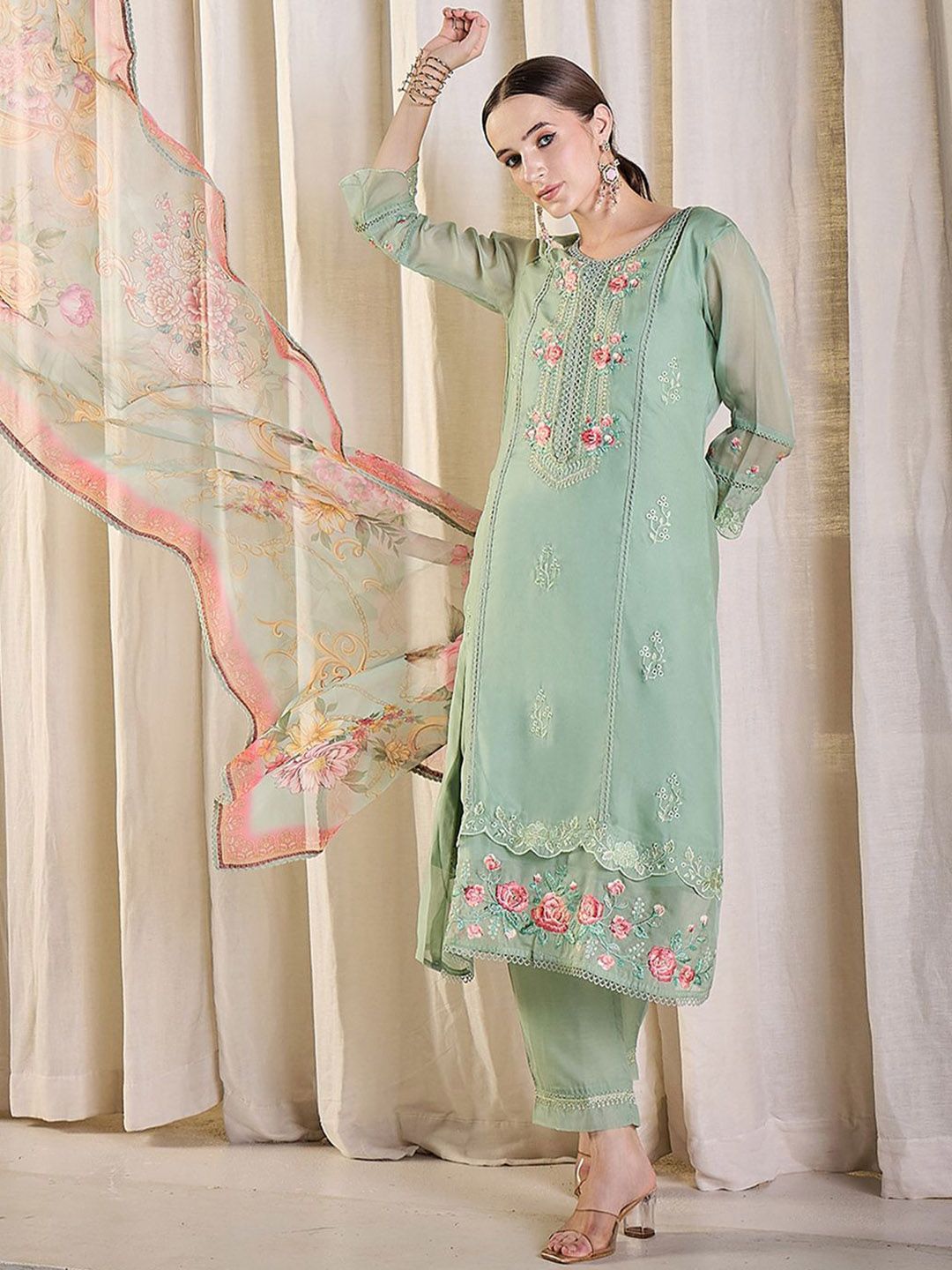 Women Floral Embroidered Kurta with Trousers & Dupatta