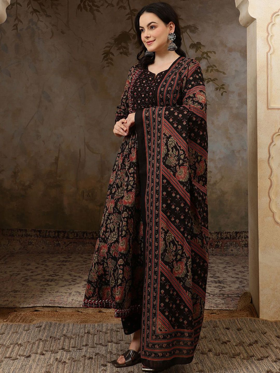 Dhiyona SN Women's Black Floral Printed Pure Cotton Anarkali Kurta With Trousers & Dupatta