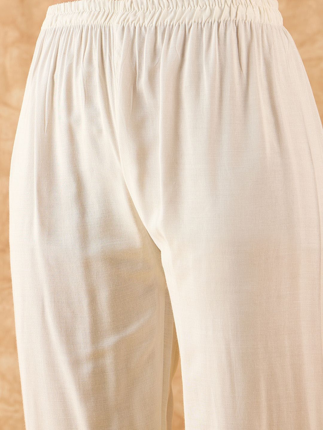 Dhiyona IE Floral Printed Straight Kurta with Trousers