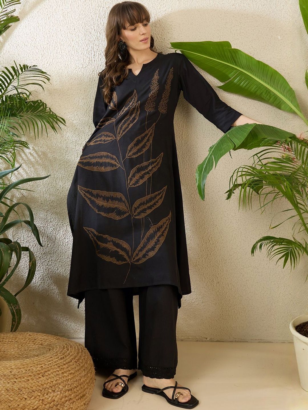 Ethnic Motifs Embroidered Notch Neck Thread Work Pure Cotton Kurta With Palazzos