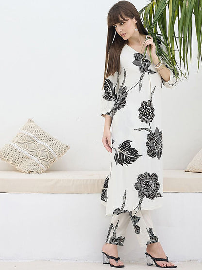 Dhiyona IE Floral Printed V-Neck Tunic & Trousers