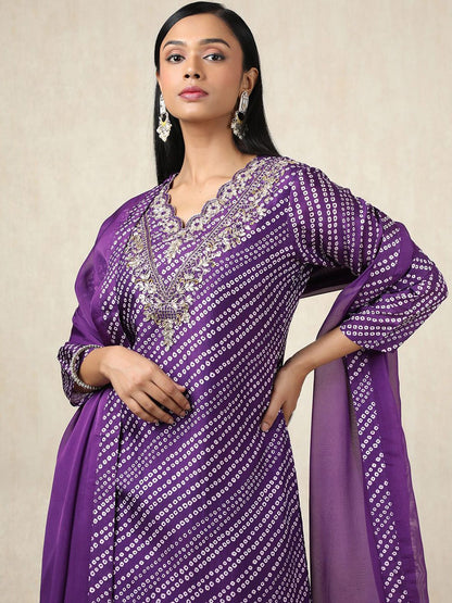Dhiyona SO Women's Bandhani Printed V-Neck Gotta Patti Straight Kurta With Palazzos And Dupatta