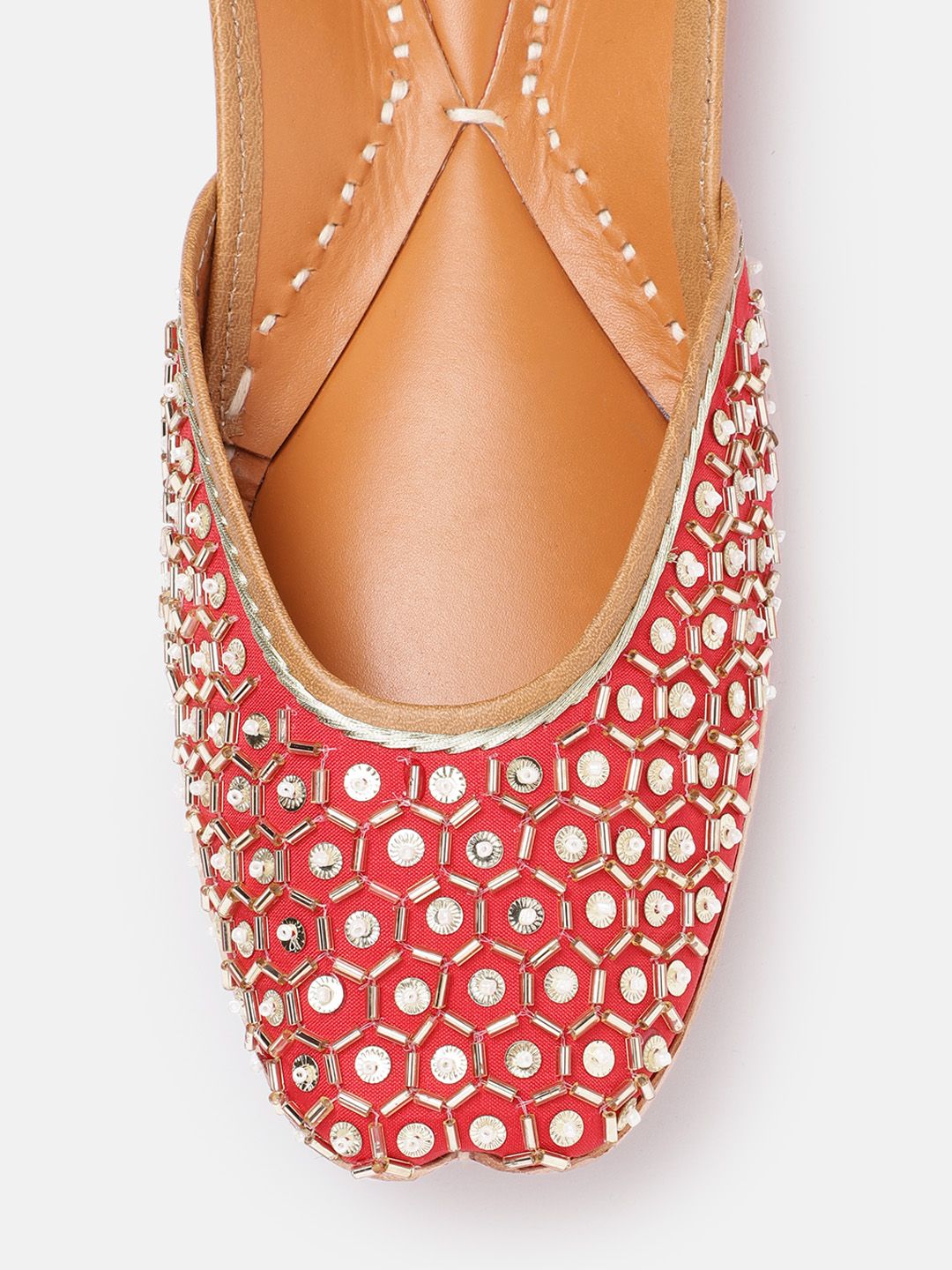 Dhiyona HOP Women Embellished Ethnic Mojaris Flats