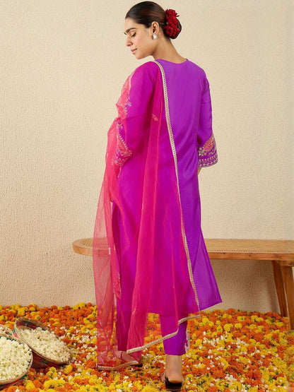 Floral Yoke Design Round Neck Thread Work Straight Kurta & Dupatta with Trousers