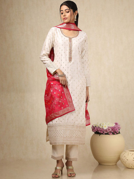 Dhiyona SO Women's Floral Embroidered Scoop Neck Sequinned Chanderi Cotton Kurta With Trousers & Dupatta