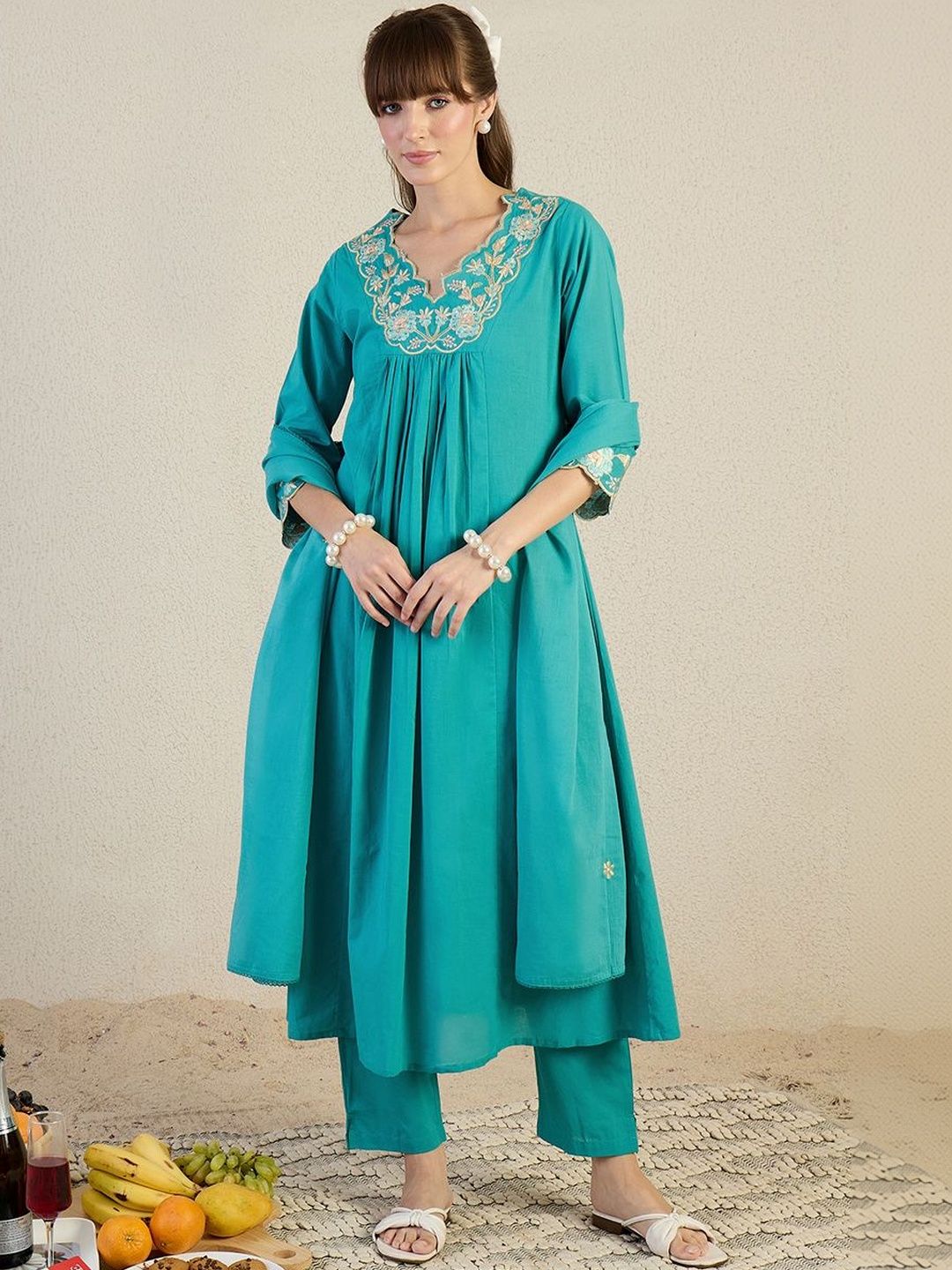 Women Floral Embroidered Tiered Thread Work Pure Cotton Kurta with Trousers & With Dupatta