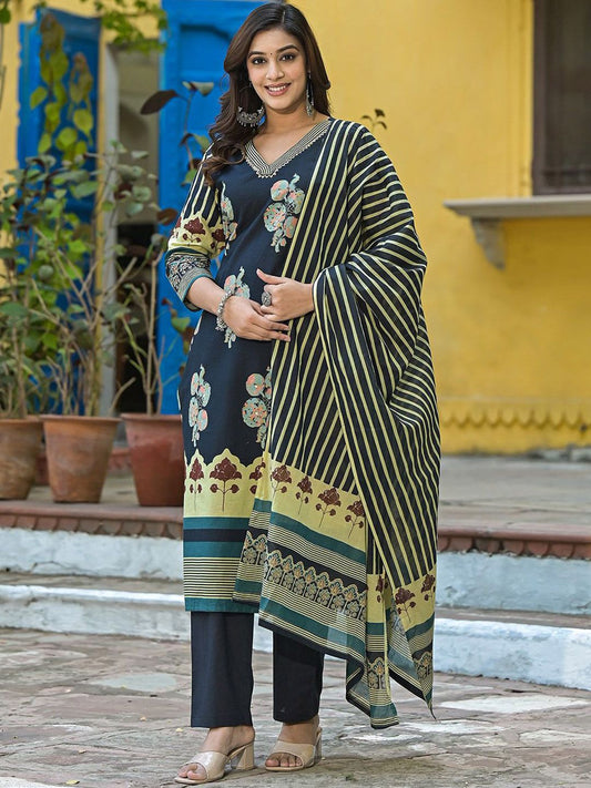 Dhiyona VA Women's Printed Regular Gotta Patti Pure Cotton Kurta with Trousers & With Dupatta