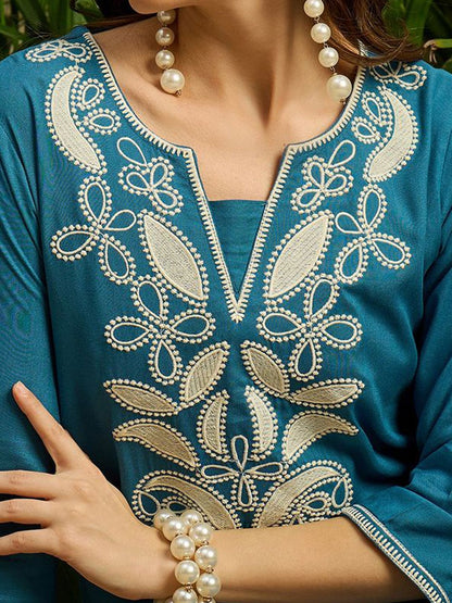 Dhiyona IE Floral Embroidered Top With Trousers Co-Ords