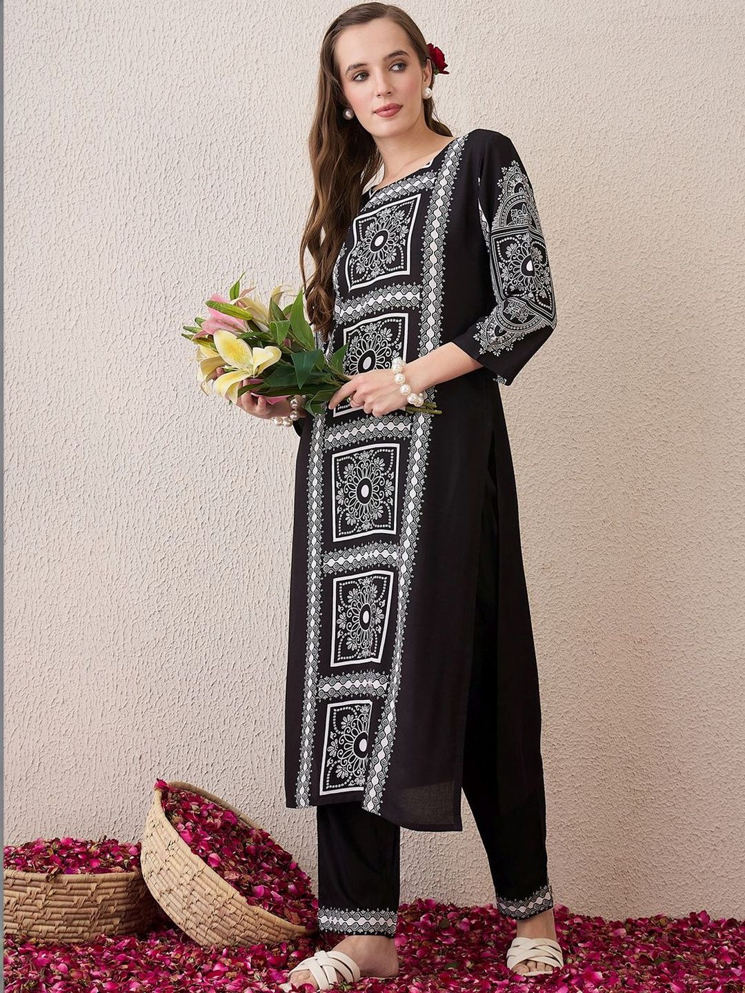 Women Kurta Sets