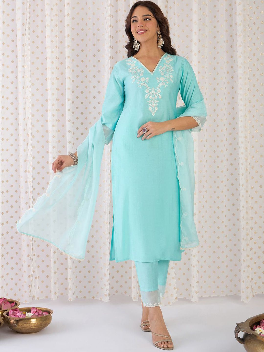 Dhiyona IE Floral Yoke Design Liva Straight Kurta With Trousers & Dupatta
