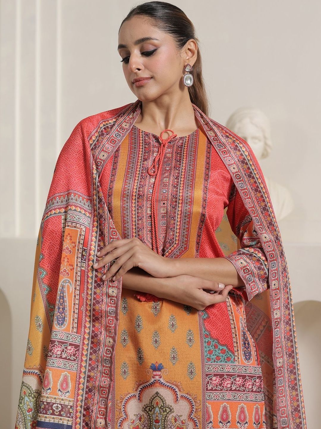 Women Ethnic Motifs Printed Regular Kurta With Trousers & Dupatta