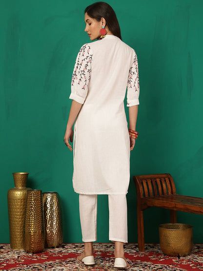 Dhiyona SN Women's Embroidered Mandarin Collar Cotton Kurta With Trouser