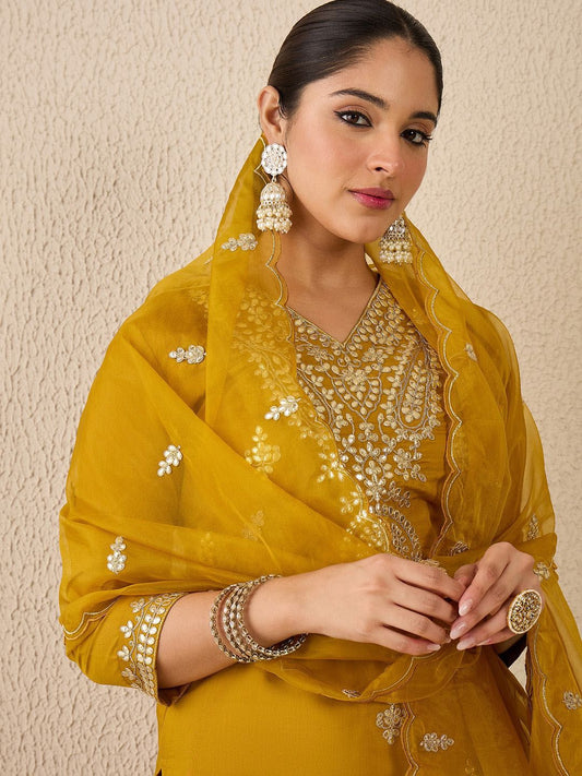 Dhiyona IE Women's Women Ethnic Motifs Embroidered Kurta With Trousers & Dupatta Kurta Sets