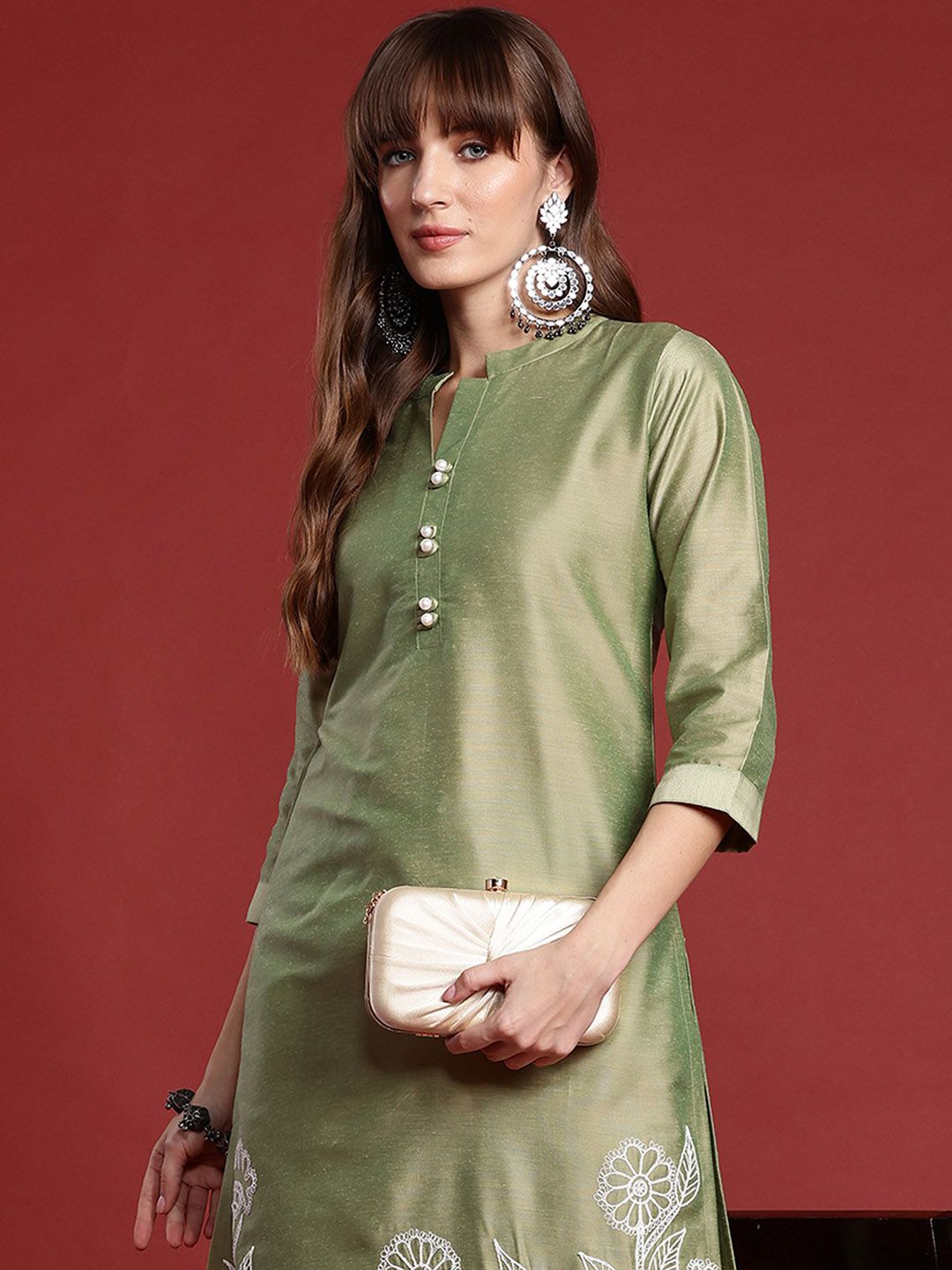 Dhiyona IE Floral Embroidered Mandarin Collar Straight Tunic And Trousers