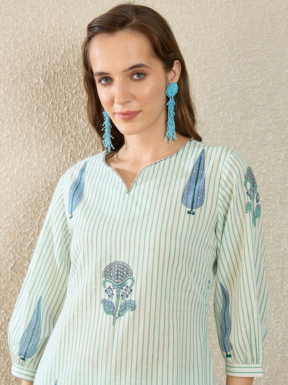 Dhiyona IE Printed Round Neck Three-Quarter Sleeves Pure Cotton Tunic And Trousers