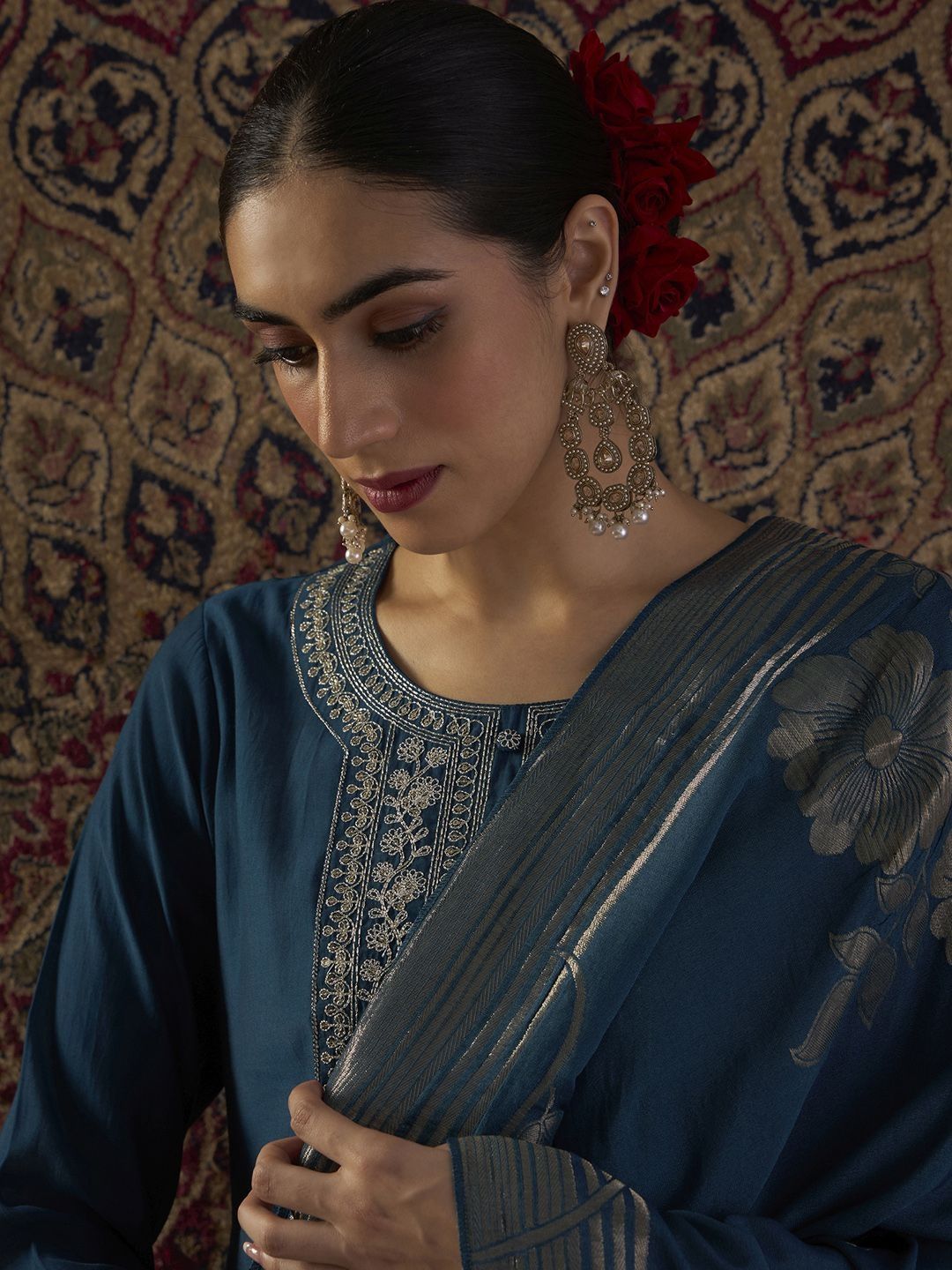 Ethnic Motifs Embroidered Thread Work Kurta With Trousers & Dupatta