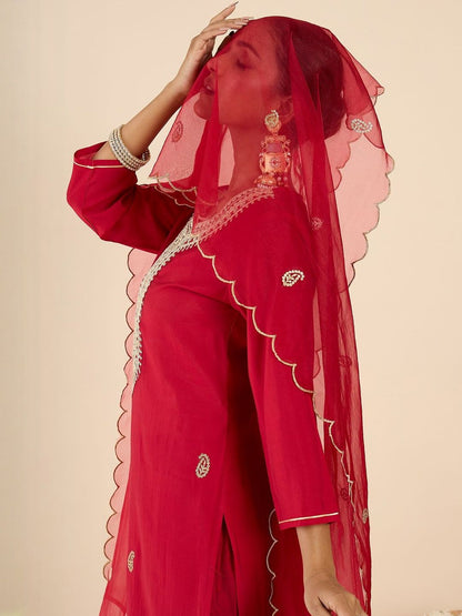 Women Ethnic Motifs Embroidered Regular Thread Work Kurta with Trousers & With Dupatta