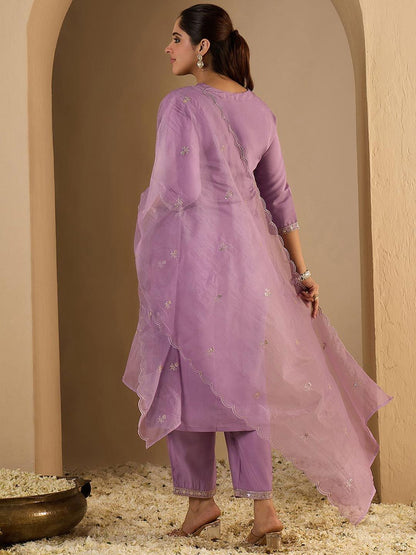 Dhiyona IE Women's Ethnic Motifs Embroidered Thread Work Straight Kurta With Trousers & Dupatta