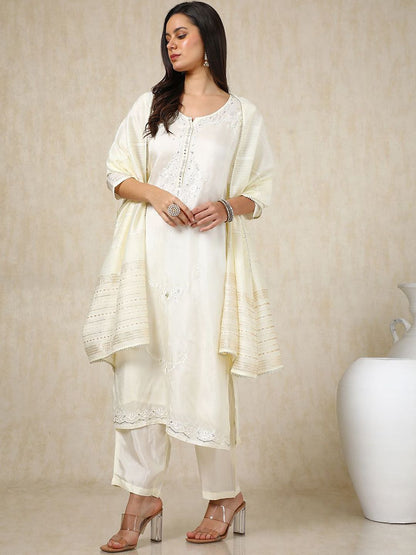 Dhiyona SO Women's Off White Floral Embroidered Round Neck Mirror Work Kurta With Trousers & Dupatta