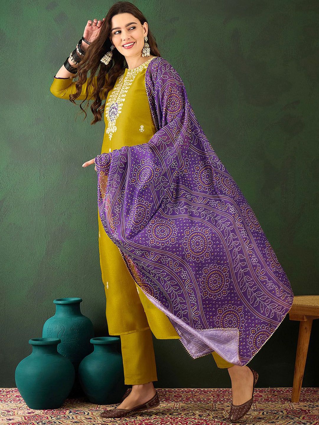 Dhiyona SN Women's Floral Embroidered Straight Kurta With Trouser & Dupatta