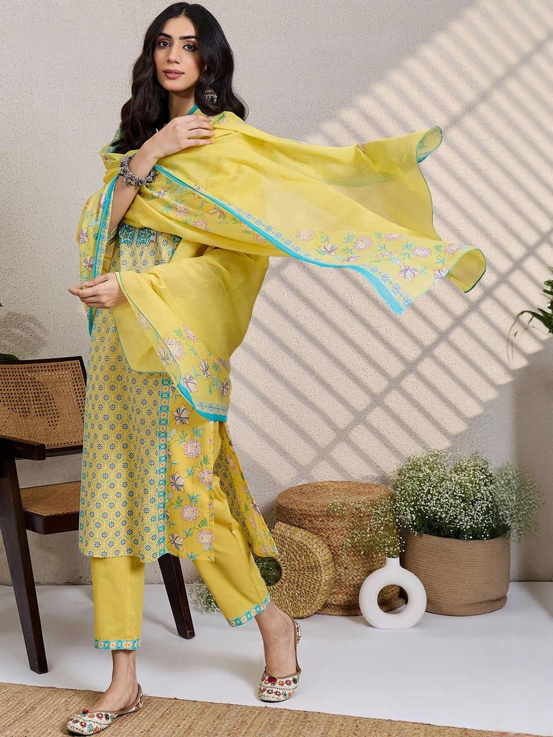 Floral Printed Notch Neck Pure Cotton Straight Kurta & Trousers With Dupatta