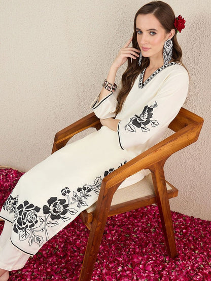 Women Floral Embroidered Kurta with Trousers