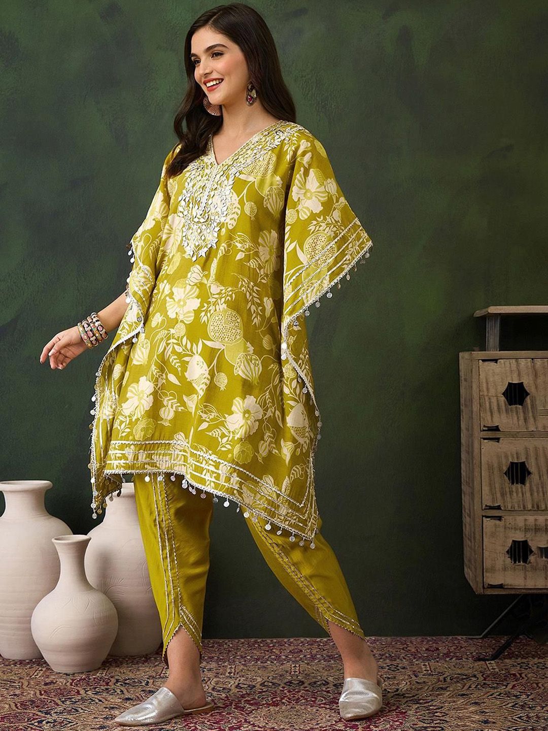 Dhiyona IS Women's Women Floral Printed Kaftan Kurta with Churidar
