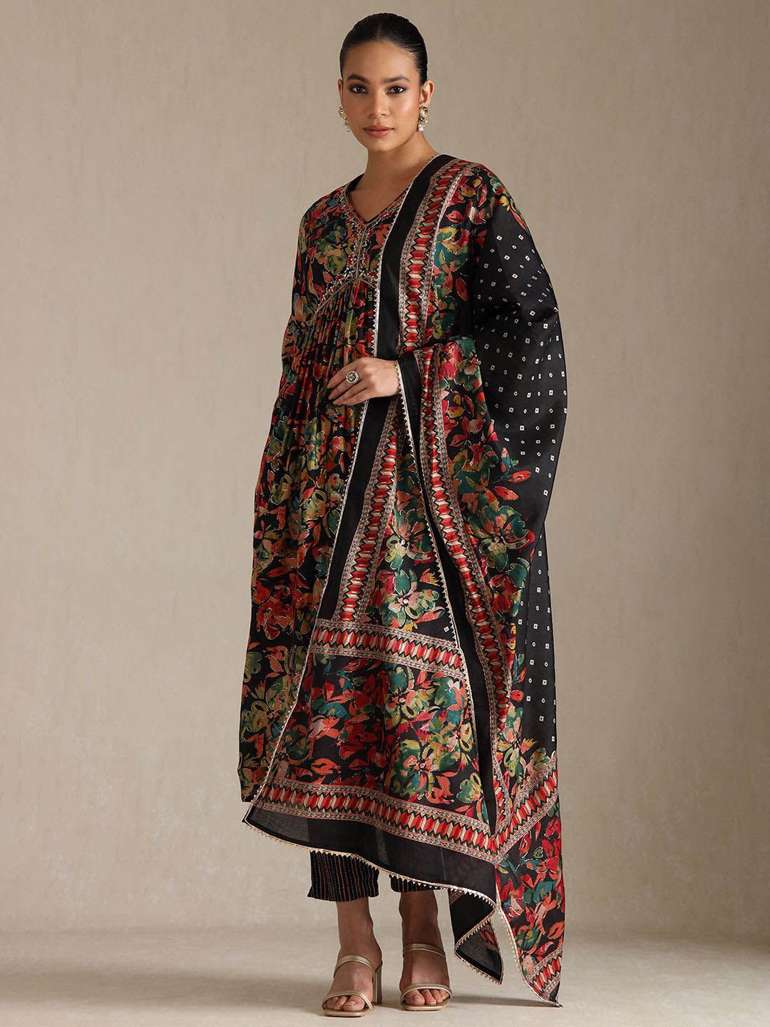 Dhiyona SO Women's Women Floral Printed Regular Zardozi Kurta with Trousers & Dupatta