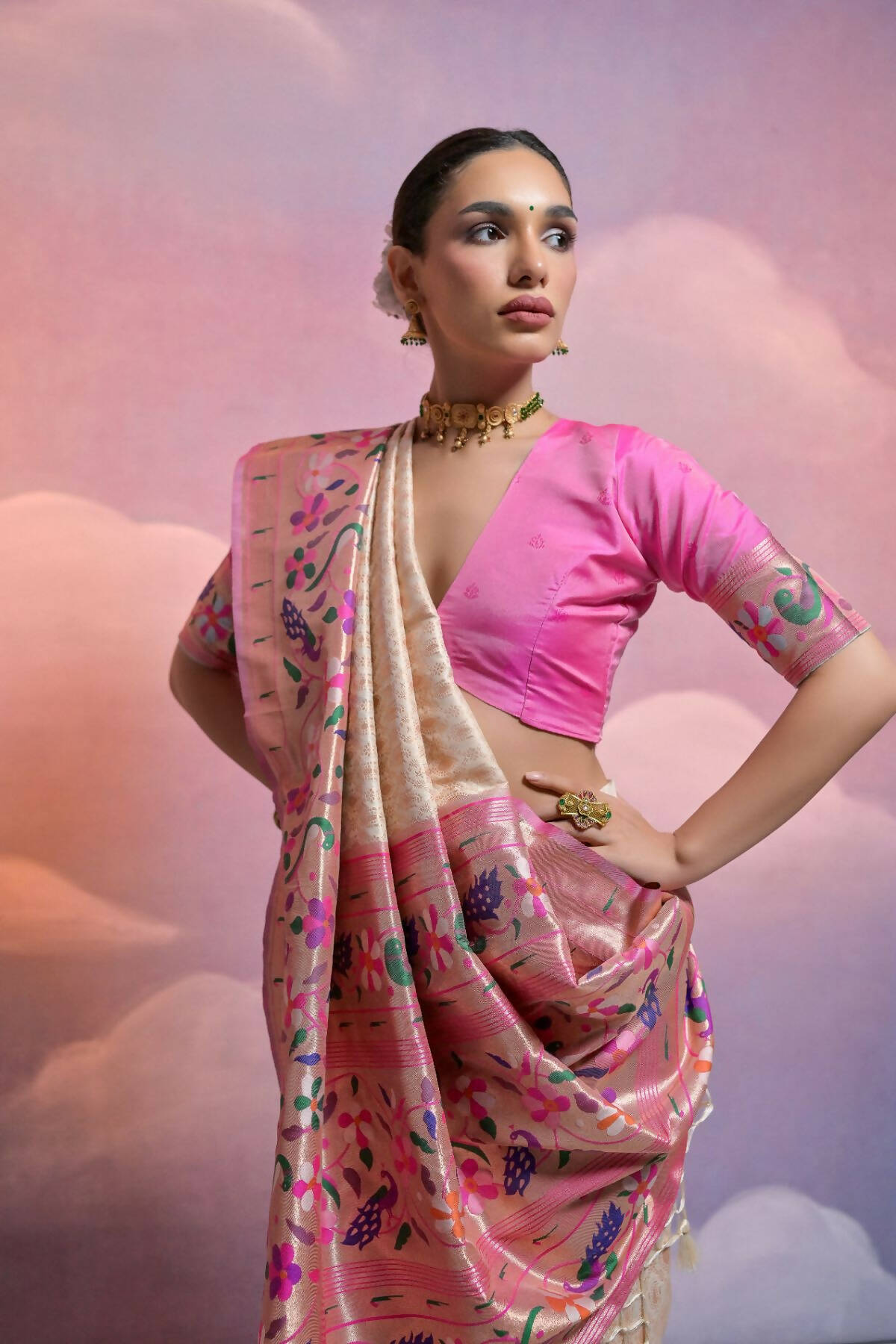 Women Paithani Vani White Saree With Unstiched Blouse
