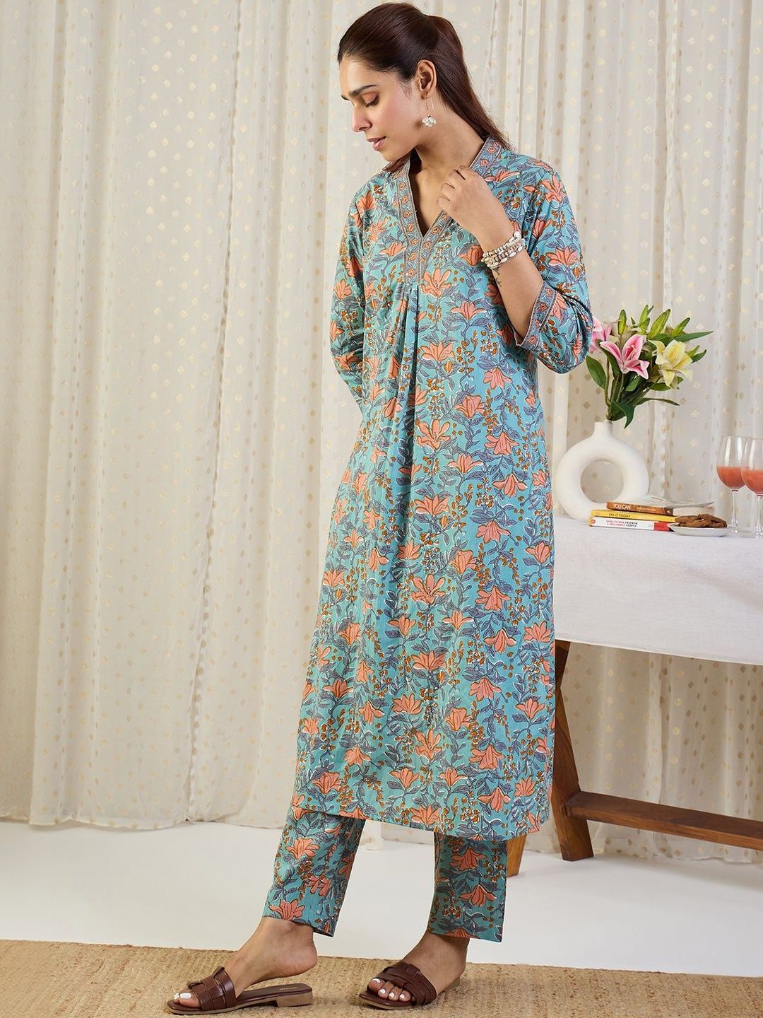 Floral Printed V-Neck Pure Cotton A-Line Kurta With Trousers