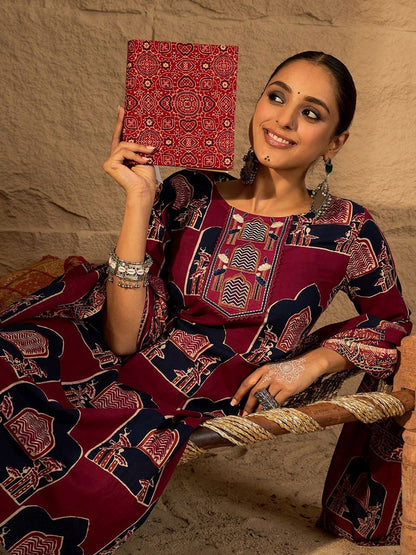 Women Ethnic Motifs Printed Pure Cotton Kurta Trousers & With Dupatta Kurta Sets