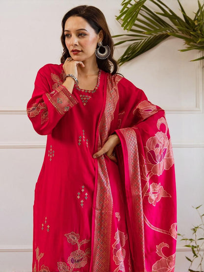 Dhiyona IE Women Floral Embroidered Kurta with Sharara & Dupatta
