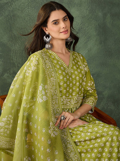 Dhiyona KL Women Ethnic Motifs Embroidered Regular Kurta with Trousers & With Dupatta