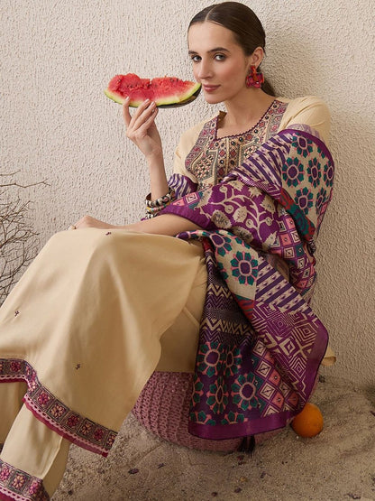 Women Ethnic Motifs Embroidered Regular Thread Work Kurta with Trousers & With Dupatta