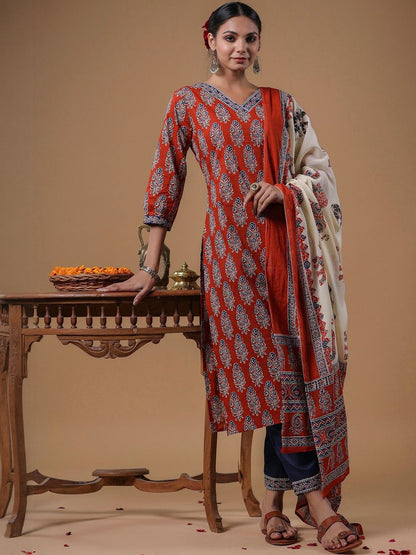Ethnic Motifs Printed Regular Pure Cotton Kurta With Trouser And Dupatta