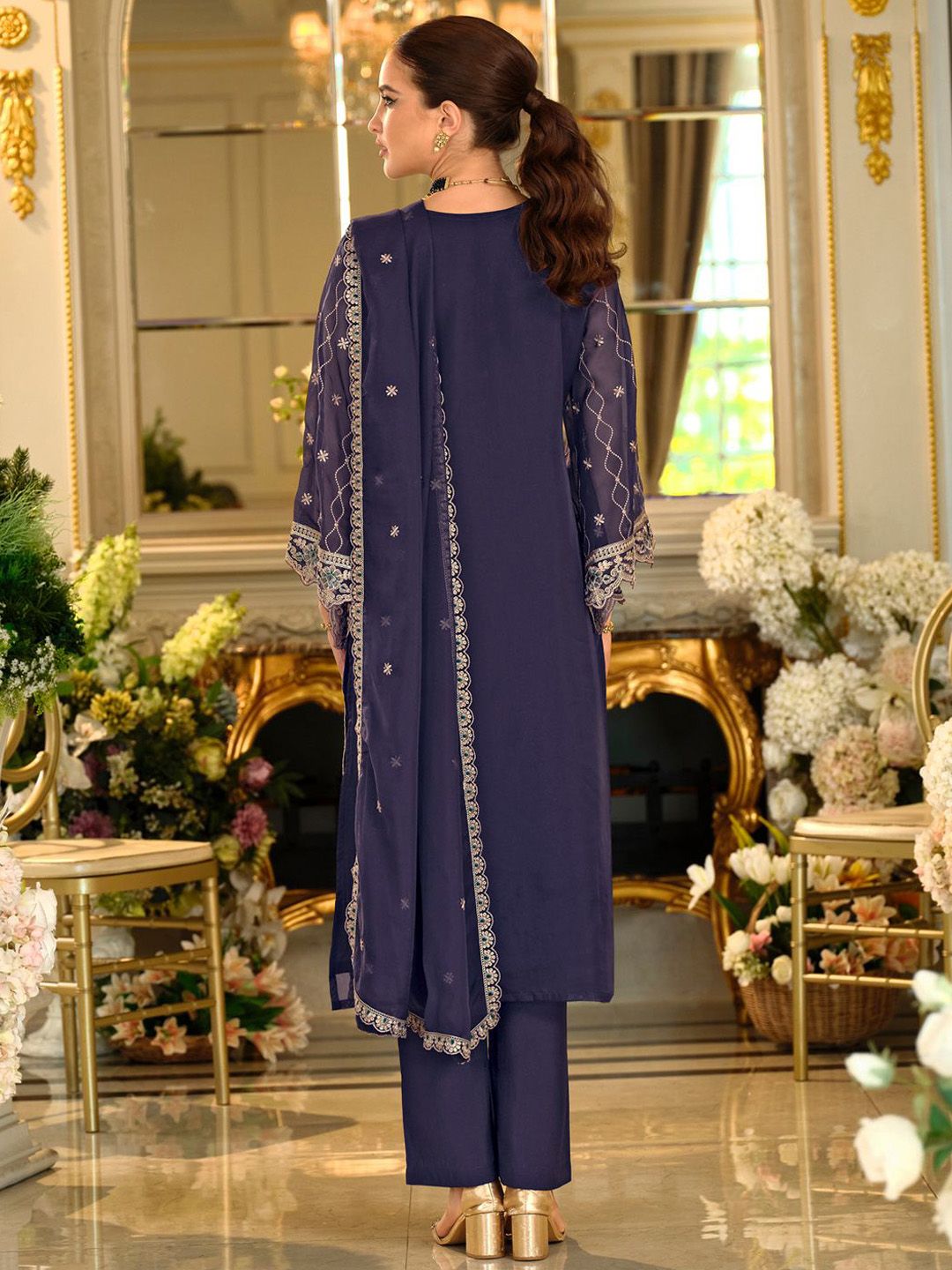 Ethnic Motifs Embroidered Sequinned Kurta with Trousers & Dupatta