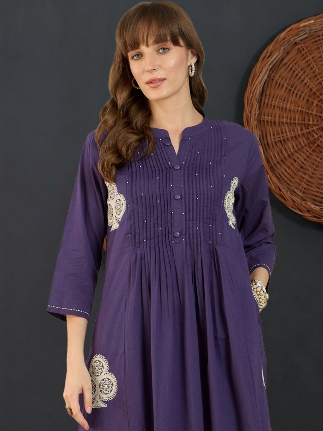 Women Ethnic Motifs Embroidered Panelled Thread Work Pure Cotton Kurta with Trousers