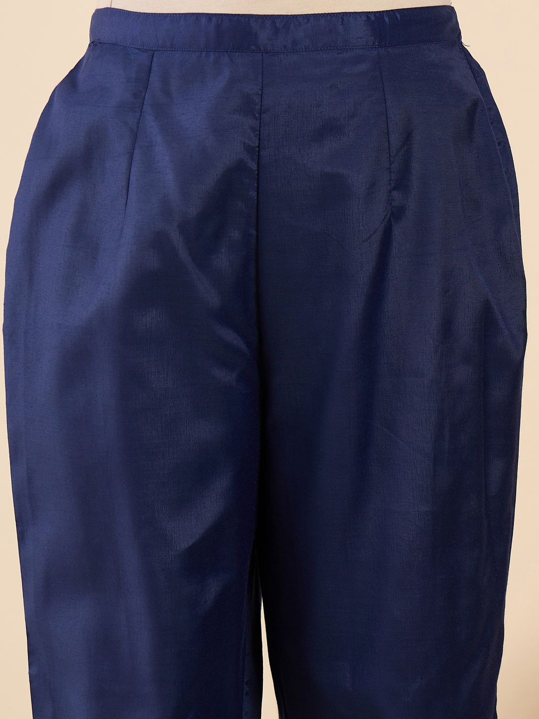 Women Ethnic Motifs Embroidered Panelled Kurta with Trousers