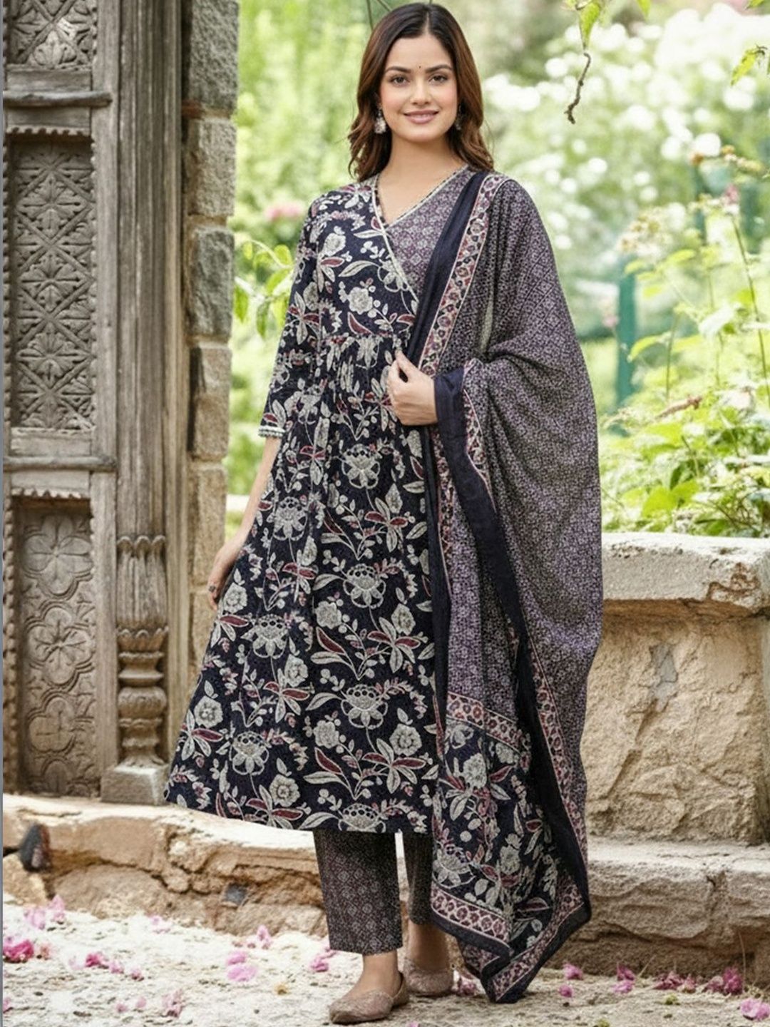 Dhiyona IE Women Floral Printed Angrakha Pure Cotton Kurta with Trousers & With Dupatta