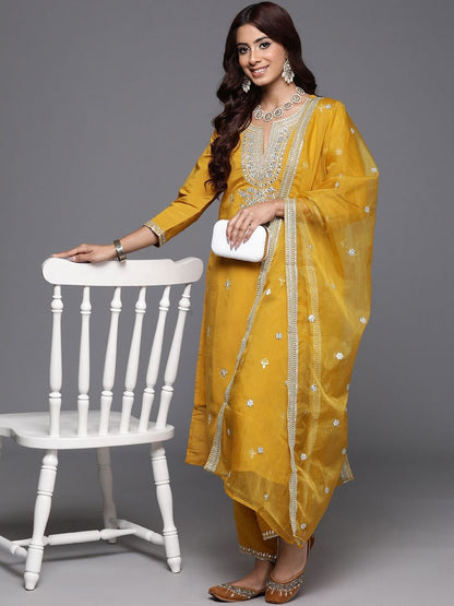 Women Ethnic Motifs Embroidered Regular Mirror Work Kurta Set With Dupatta