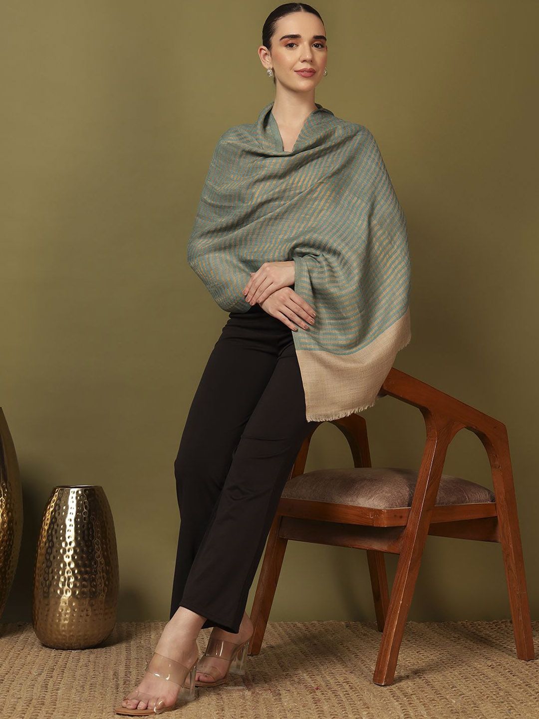 Dhiyona PA Striped Woven Design Shawl