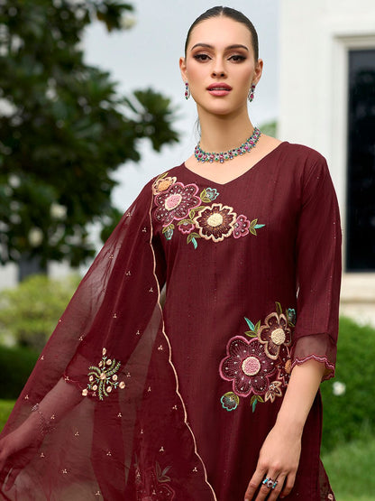 Floral Embroidered Regular Sequinned Straight Kurta with Trousers & Dupatta